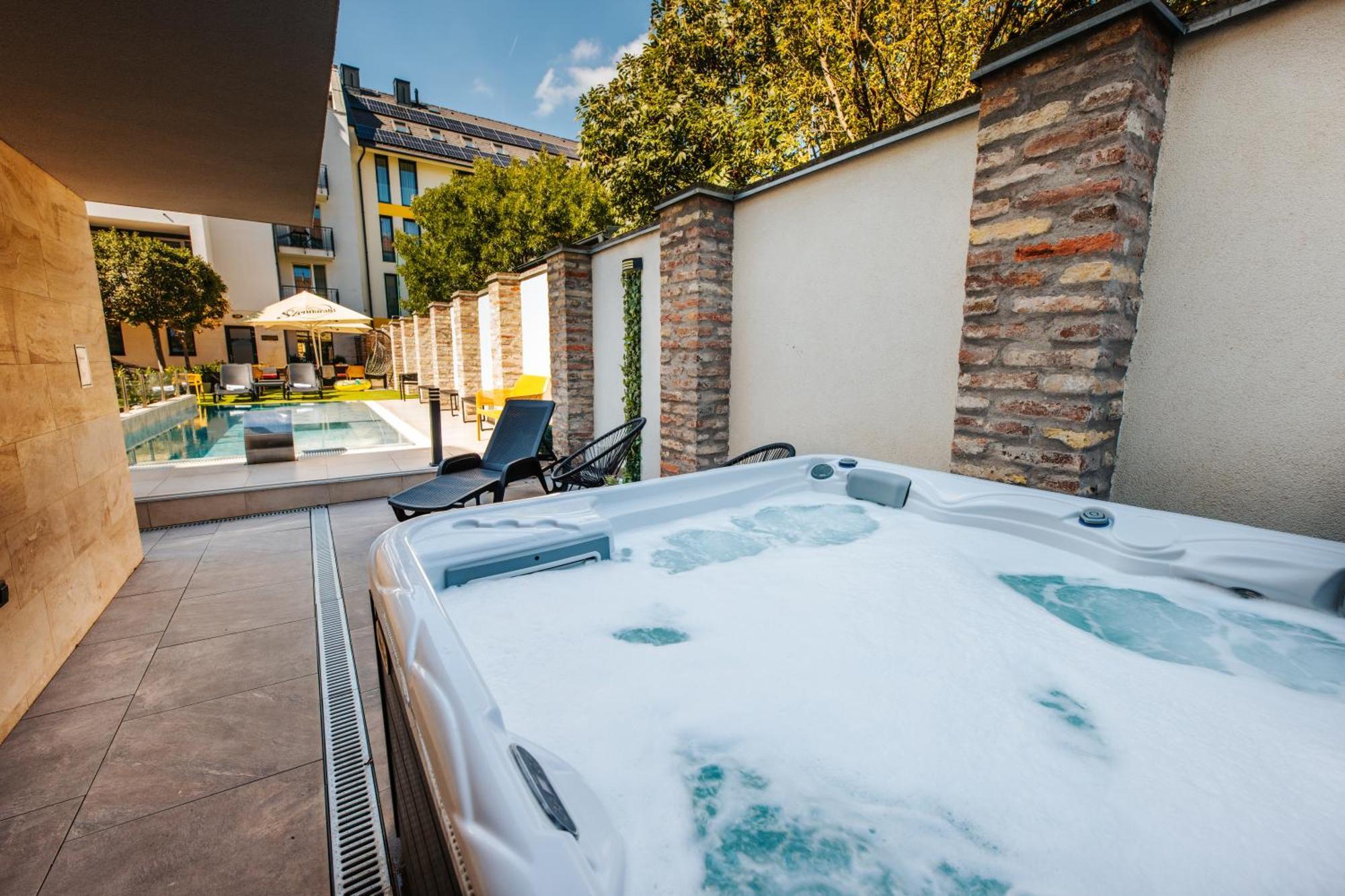 Hotel Auris Szeged Luaran gambar